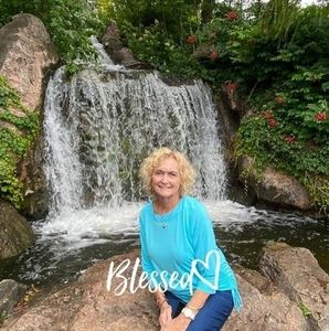 Meet your Posher, Nancy